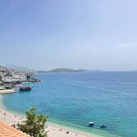 Tini Sea View Apartment Sarandë Esterno foto