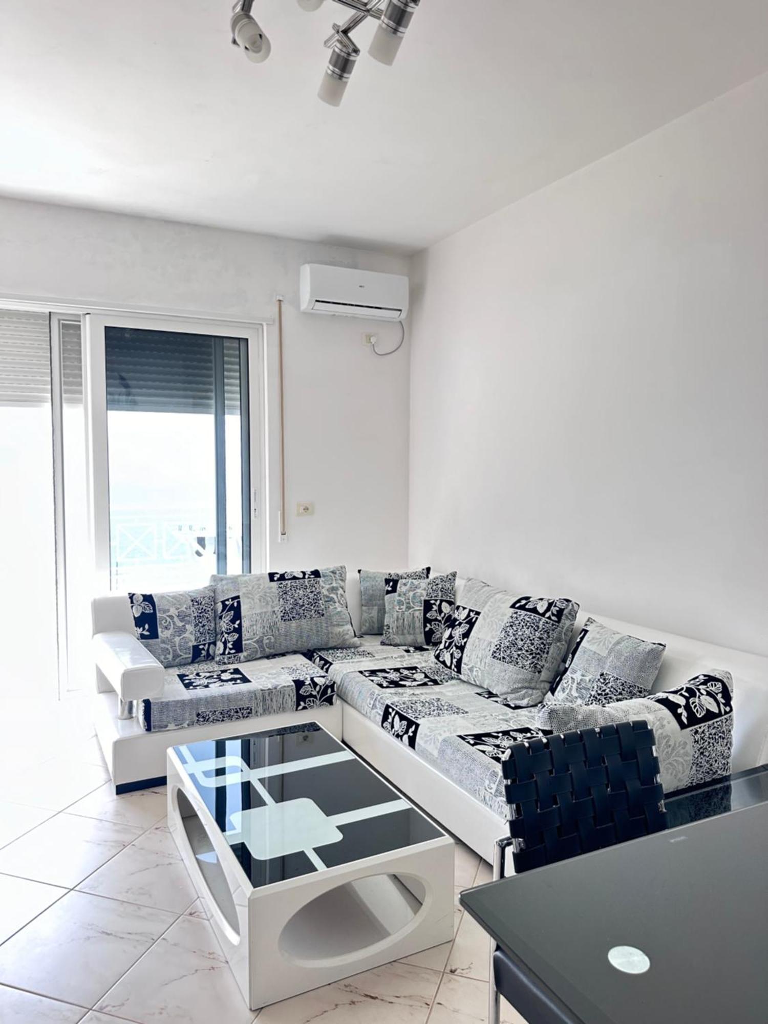 Tini Sea View Apartment Sarandë Esterno foto