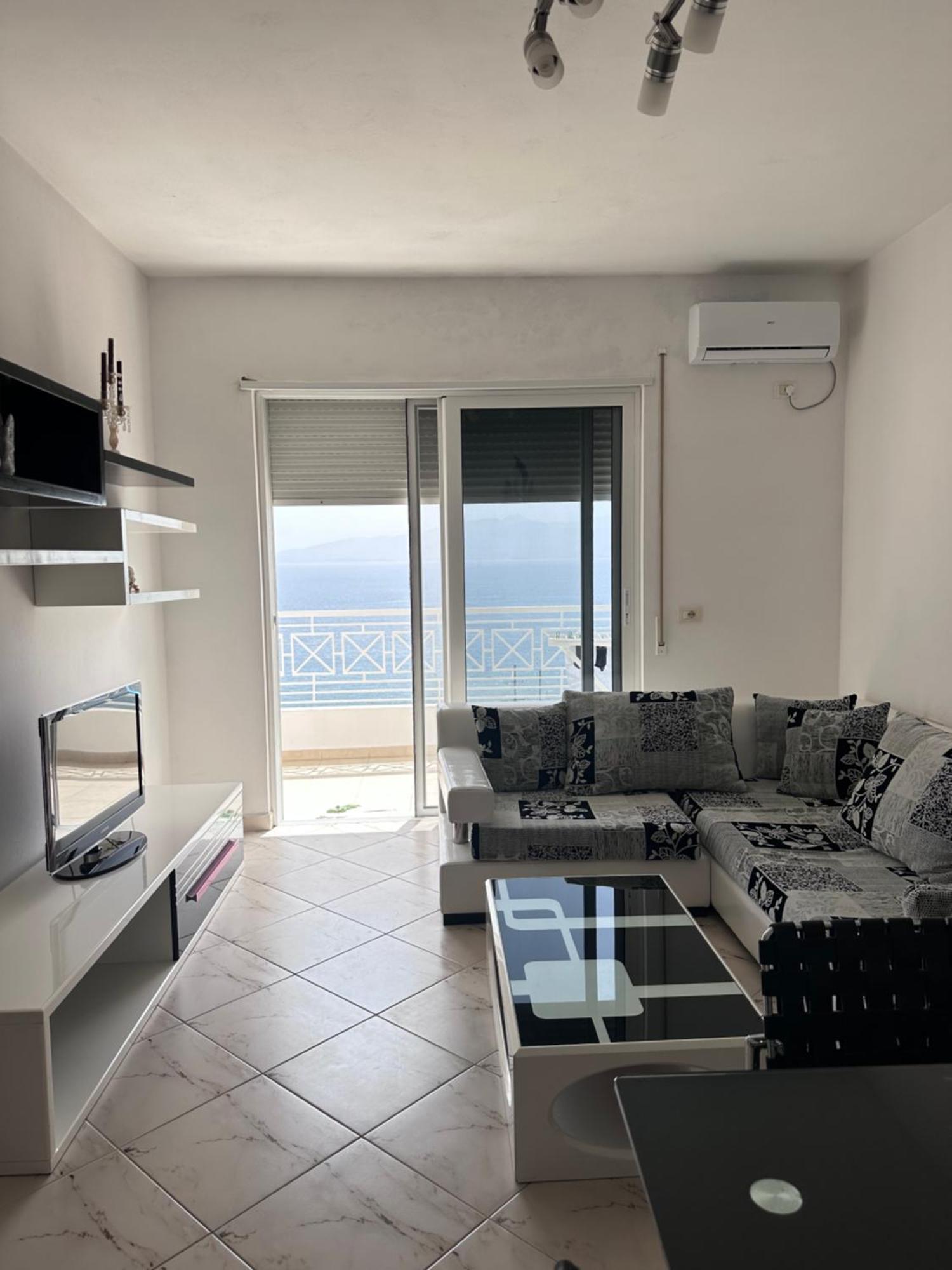 Tini Sea View Apartment Sarandë Esterno foto